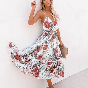 NWT - VICI , VINTAGE SOUL FLORAL TIERED Maxi DRESS